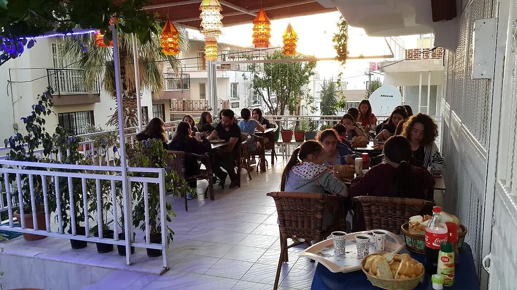 Ozgun Apart Hotel Kusadasi Turquía
