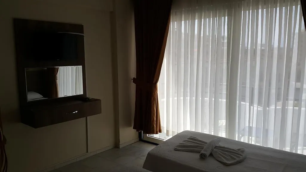 *** Apartahotel Ozgun Apart Hotel Kusadasi Turquía
